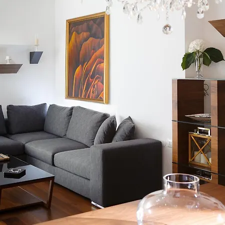 Апарт-готель Luxury Residences