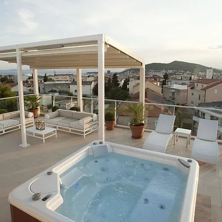 Luxury Residences ספליט